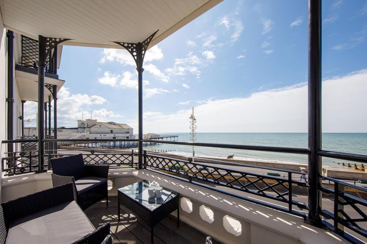Apartment Panoramic Sea Views In Beachfront W Balcony